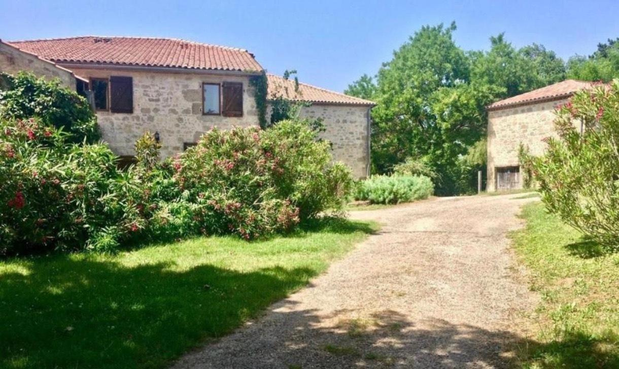 Chez Sophie - Gite Et Gite Equestre Clermont-Dessous Eksteriør bilde