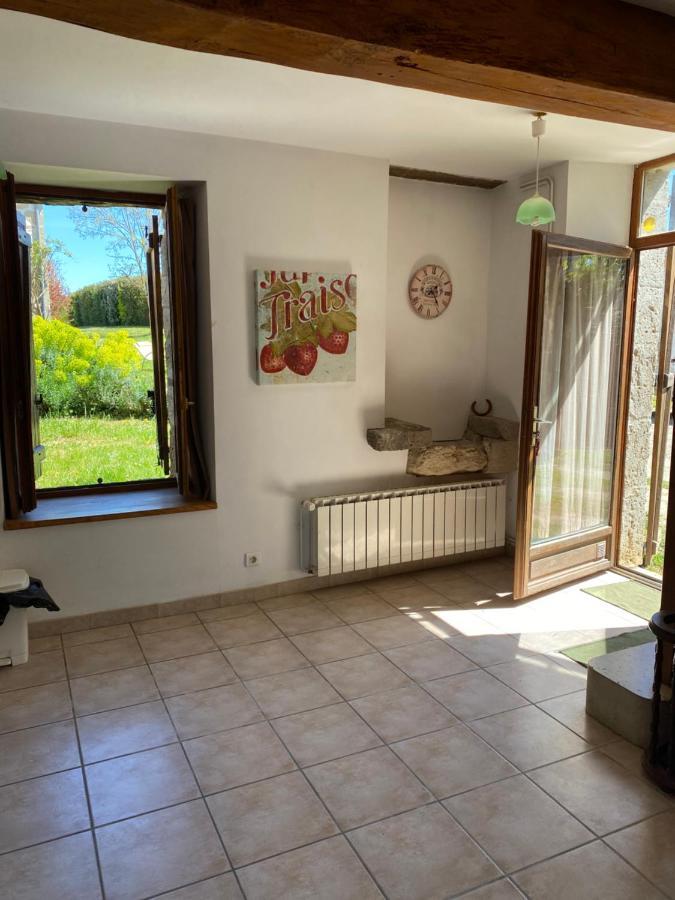 Chez Sophie - Gite Et Gite Equestre Clermont-Dessous Eksteriør bilde